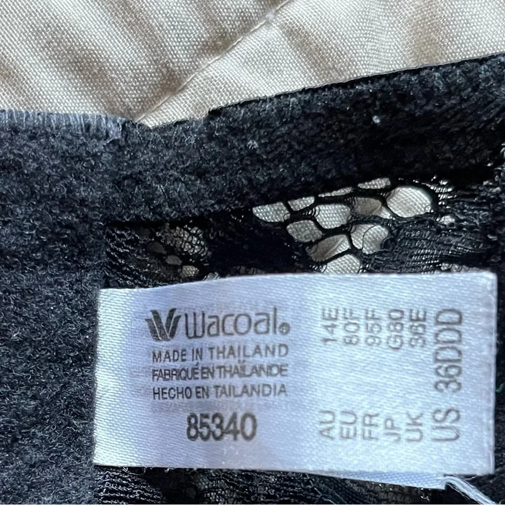 Wacoal French Garden Contour T-Shirt Black Lace Bra, #85340, Size 36DDD - Picture 4 of 6